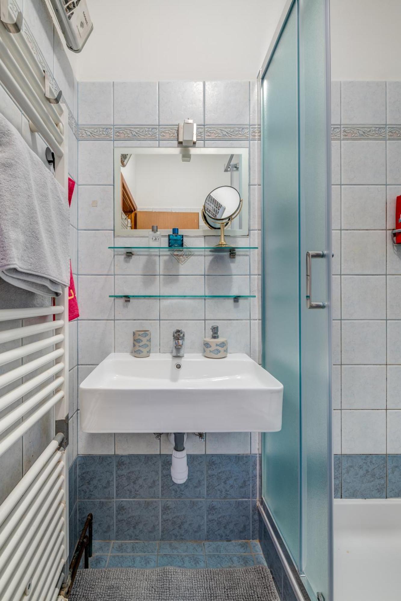 Apartment Krilo Jesenice Екстер'єр фото