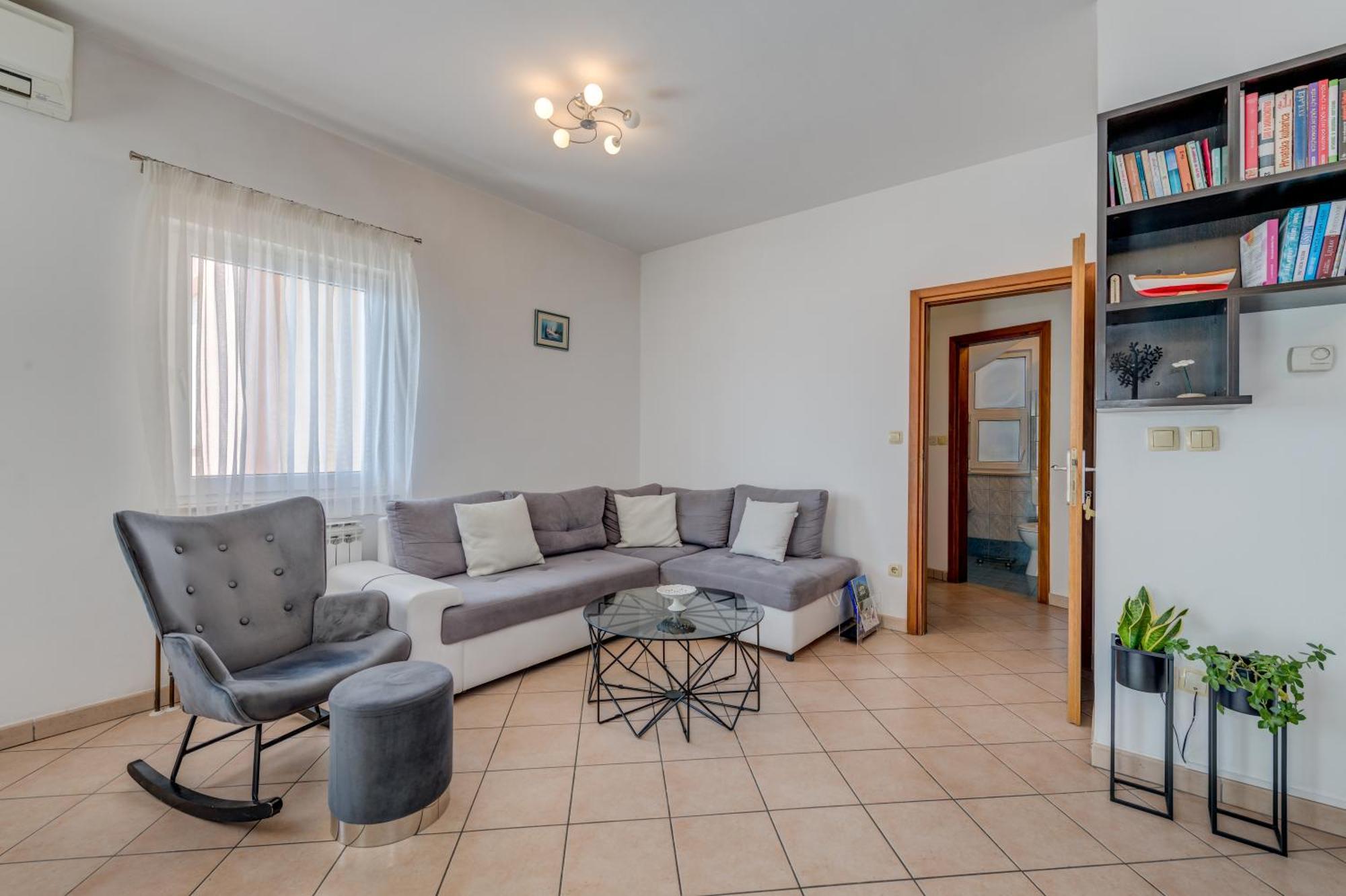 Apartment Krilo Jesenice Екстер'єр фото