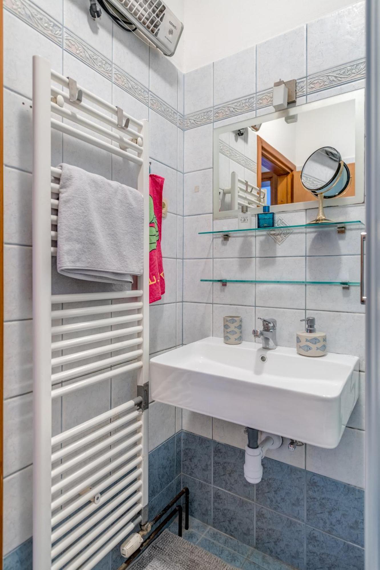 Apartment Krilo Jesenice Екстер'єр фото
